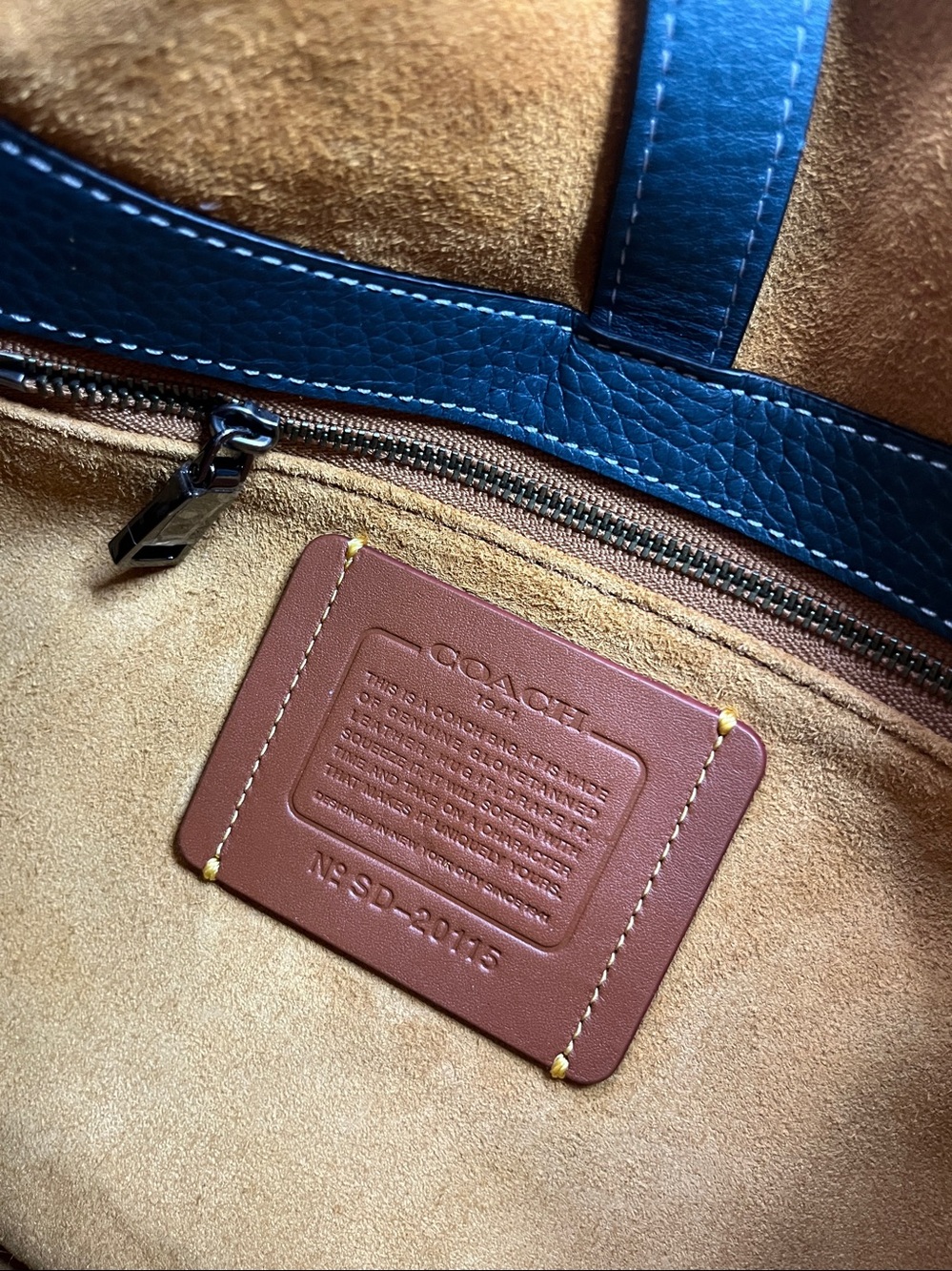 COACH 1941 Saddle Bag - Picture 7 of 8